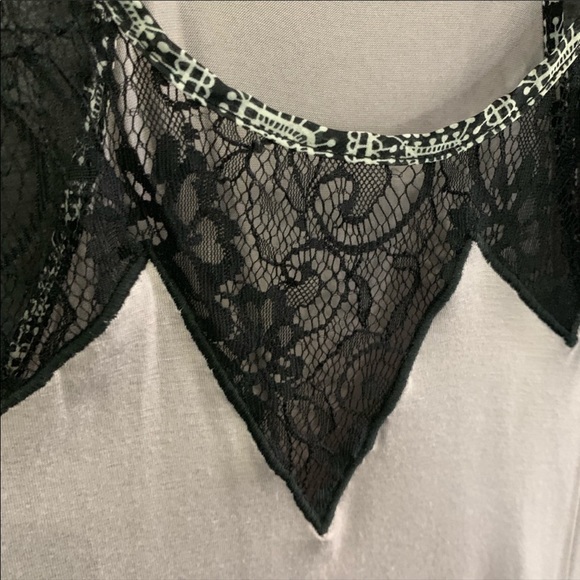 NWT BKE Boutique tank - Picture 4 of 5